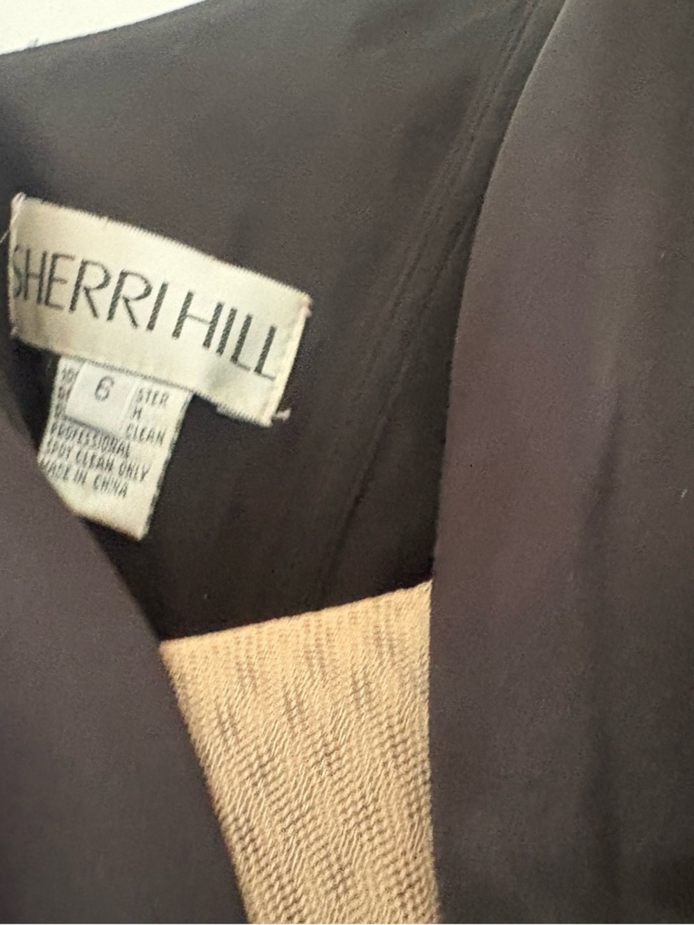 Sherri Hill Black and Beige Evening Dress - Picture 5 of 7